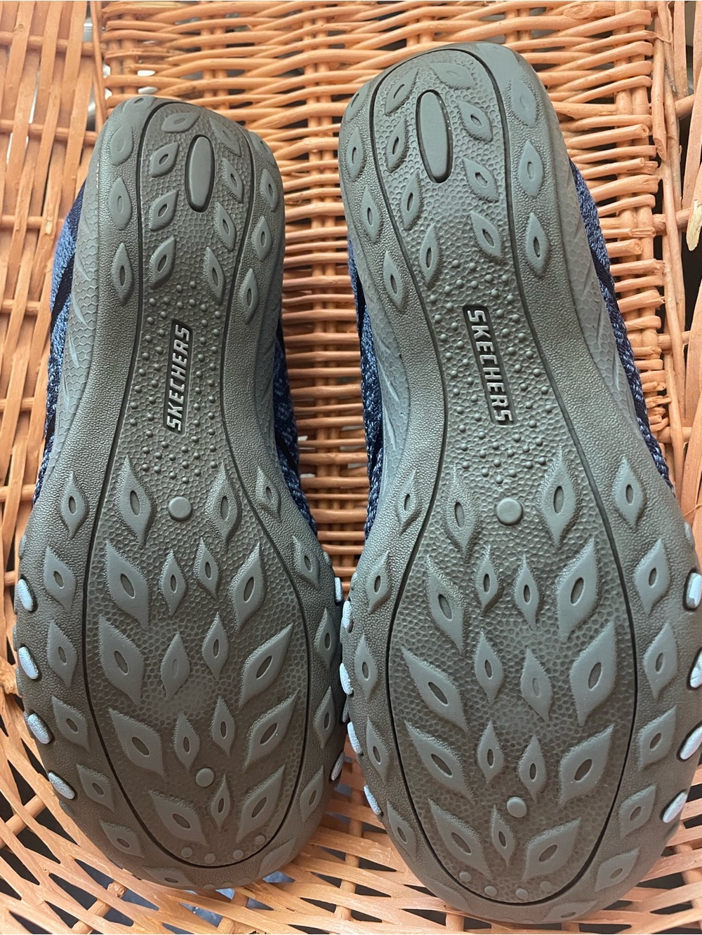 Skechers Navy Slip-On Knit Athletic Shoes - Picture 3 of 5